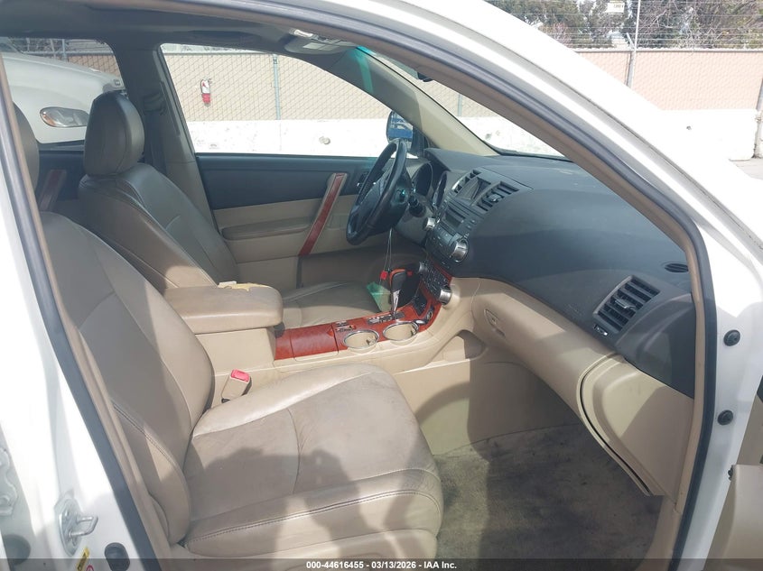 2010 Toyota Highlander Limited V6