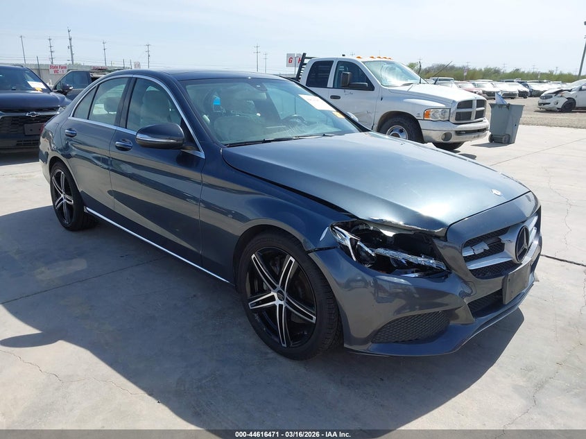 2015 Mercedes-Benz C 300