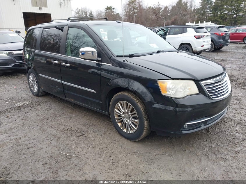 2011 Chrysler Town & Country Limited