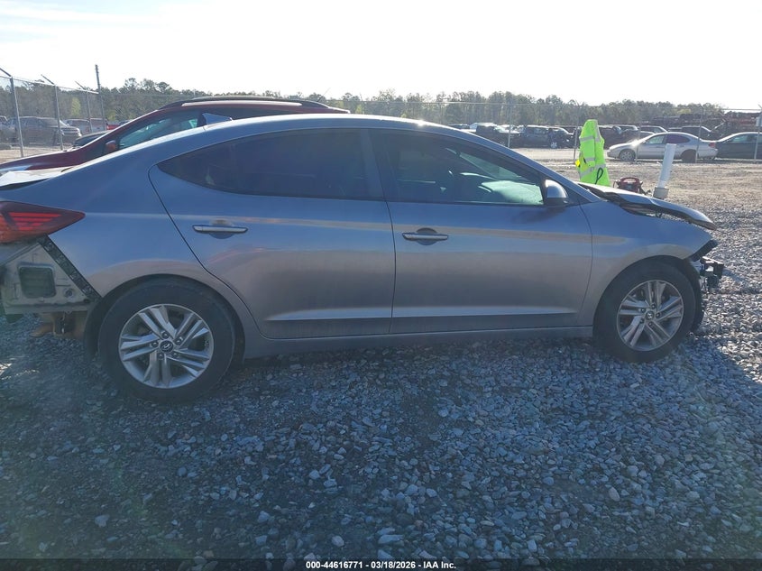VIN KMHD84LF0KU748997 2019 HYUNDAI ELANTRA SEL