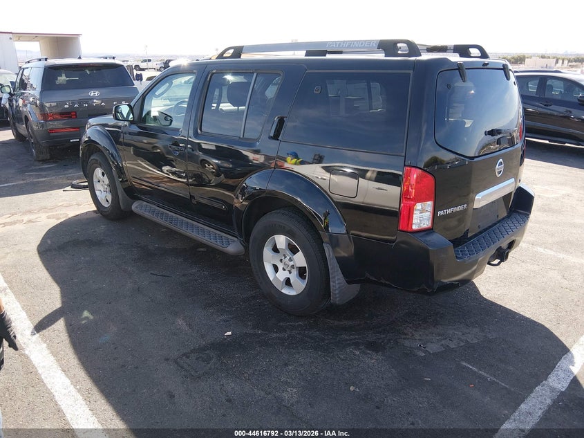 2005 Nissan Pathfinder Se