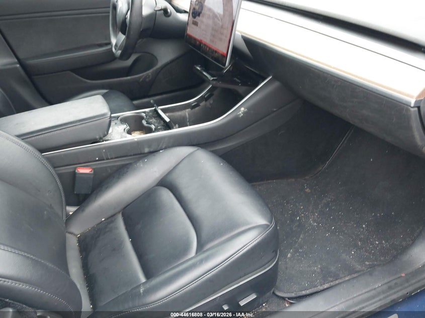 2019 Tesla Model 3 Long Range/Performance