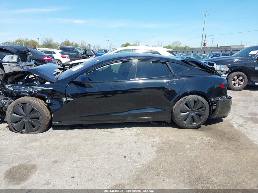 2022 Tesla Model S Plaid Tri Motor All-Wheel Drive VIN: 5YJSA1E60NF472071 Lot: 44616862