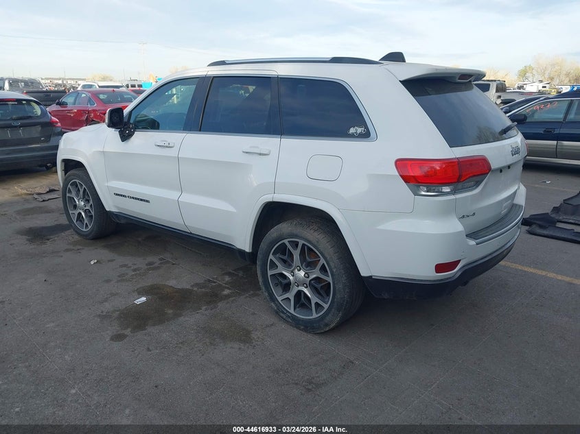 2018 Jeep Grand Cherokee Sterling Edition 4X4