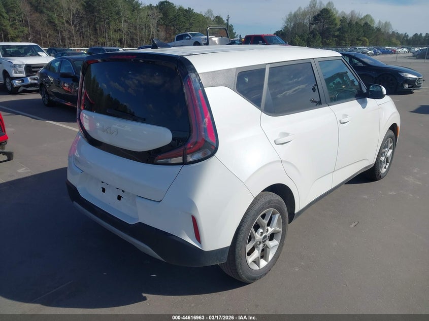 2024 Kia Soul Lx