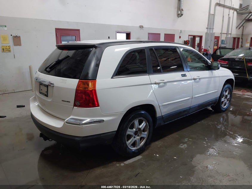 2006 CHRYSLER PACIFICA auction photo 4