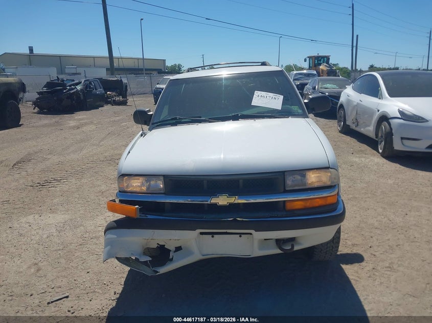 2000 Chevrolet Blazer Ls VIN: 1GNDT13W2Y2323228 Lot: 44617187
