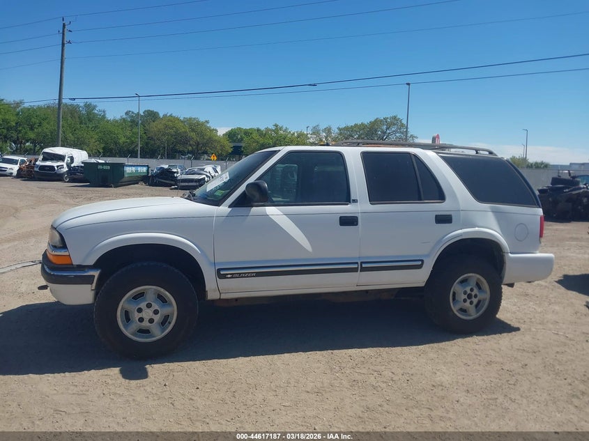 2000 Chevrolet Blazer Ls VIN: 1GNDT13W2Y2323228 Lot: 44617187