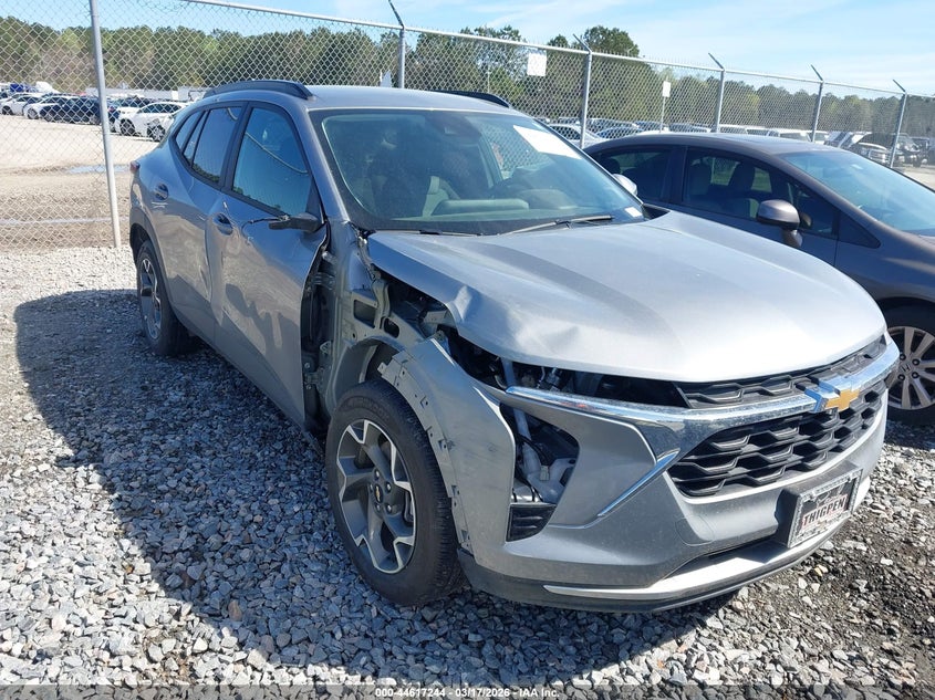 2026 CHEVROLET TRAX FWD LT