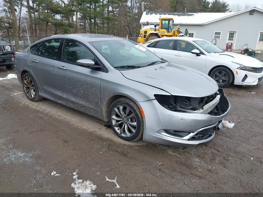 2016 Chrysler 200 S