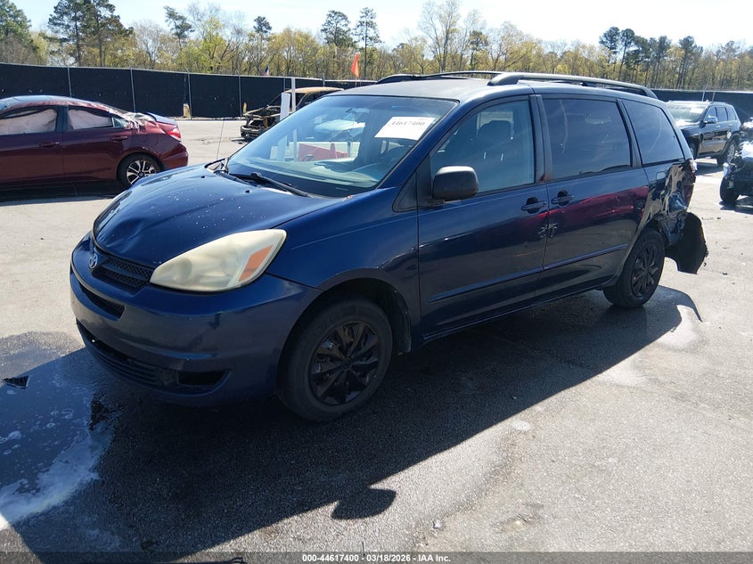 2005 Toyota Sienna Le