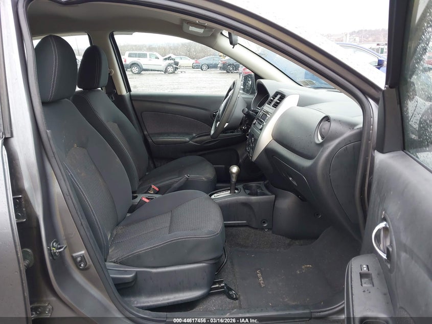 2016 Nissan Versa 1.6 Sv