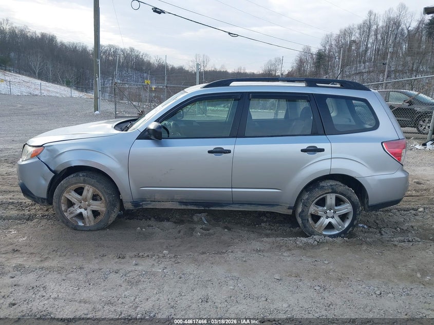 JF2SHBBC8CH460843 2012 Subaru Forester 2.5 2.5X silver