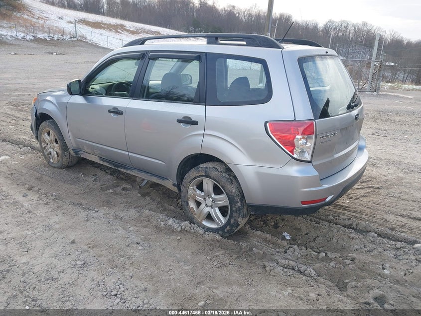 JF2SHBBC8CH460843 2012 Subaru Forester 2.5 2.5X silver