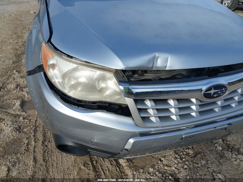 JF2SHBBC8CH460843 2012 Subaru Forester 2.5 2.5X silver