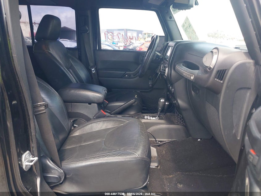 2015 Jeep Wrangler Unlimited Altitude