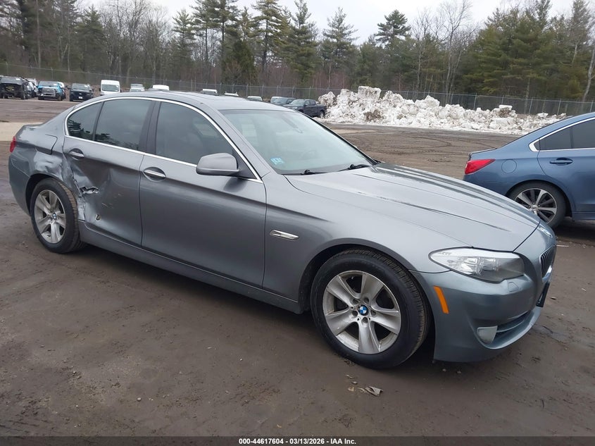 2011 BMW 528I