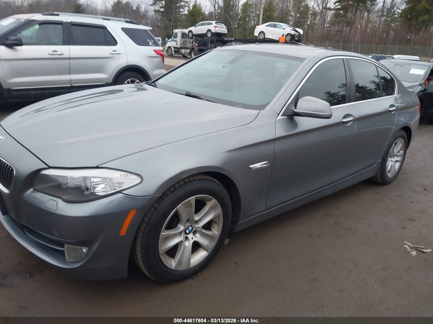 2011 BMW 528I
