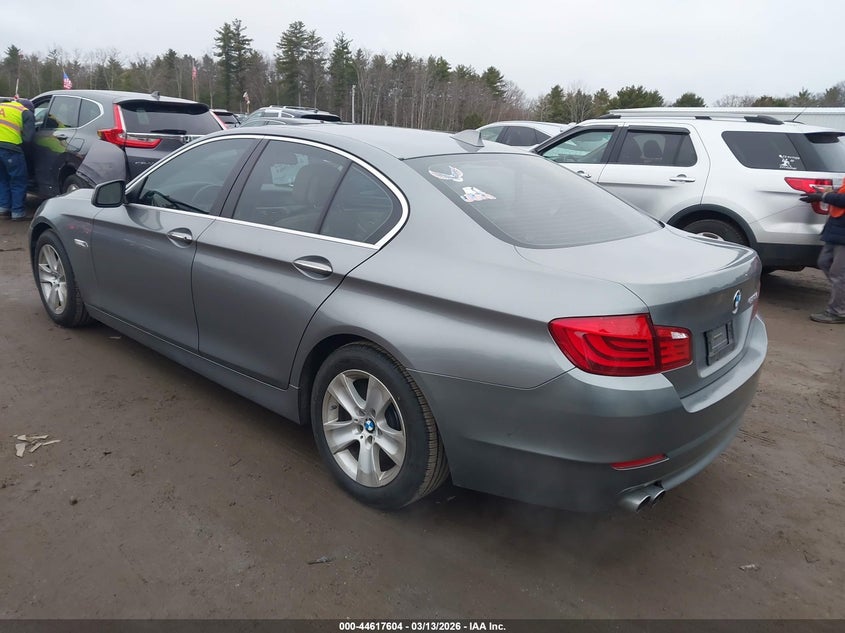 2011 BMW 528I