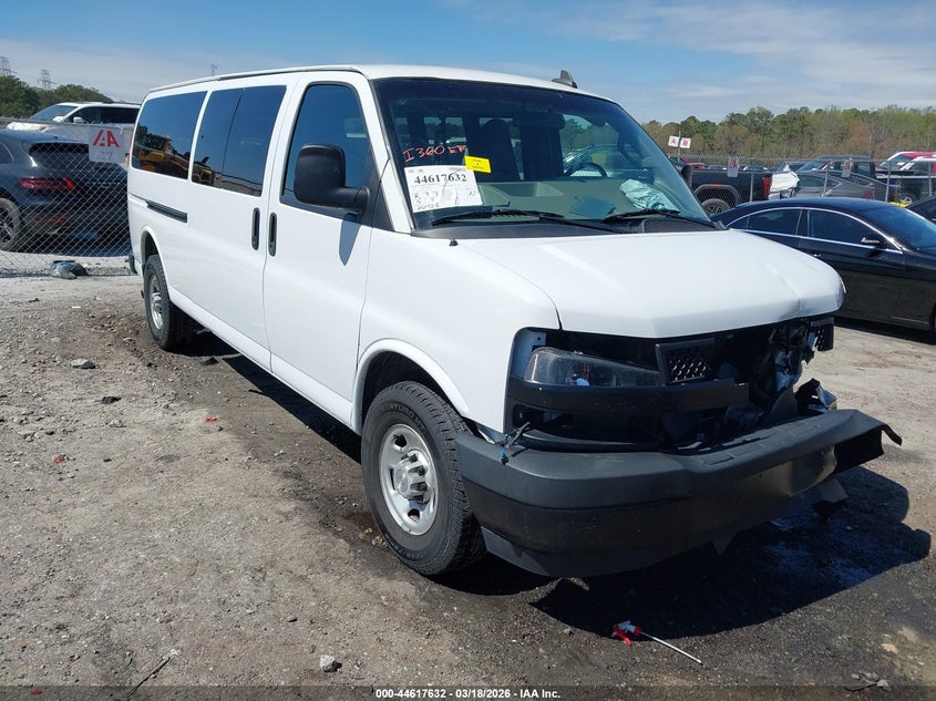 2022 Chevrolet Express Passenger Rwd 3500 Extended Wheelbase Ls