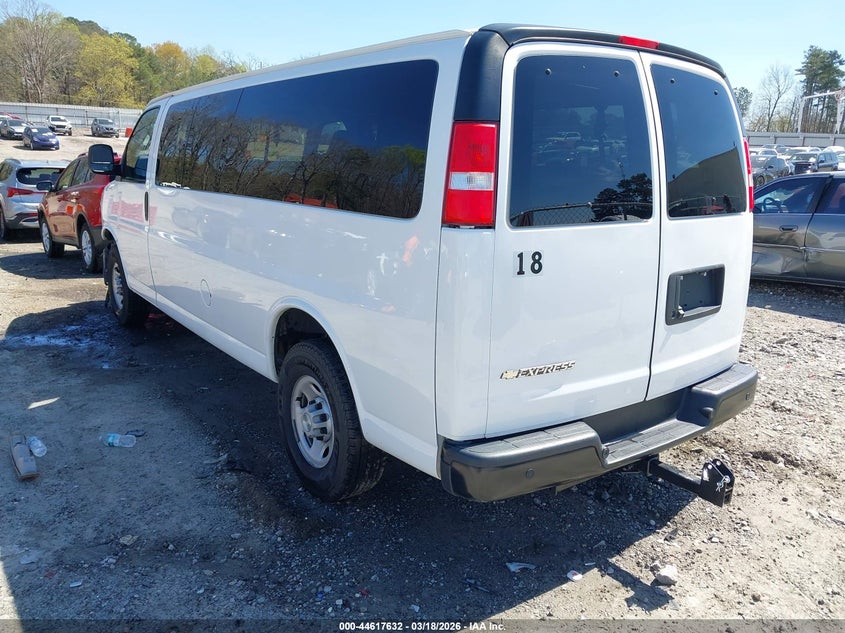 2022 Chevrolet Express Passenger Rwd 3500 Extended Wheelbase Ls