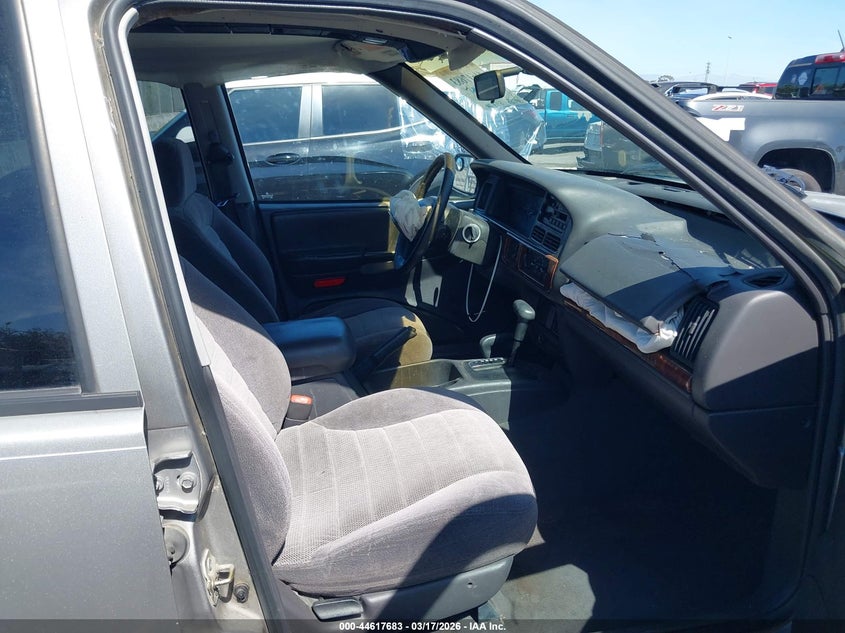 1997 Jeep Grand Cherokee Laredo/Tsi