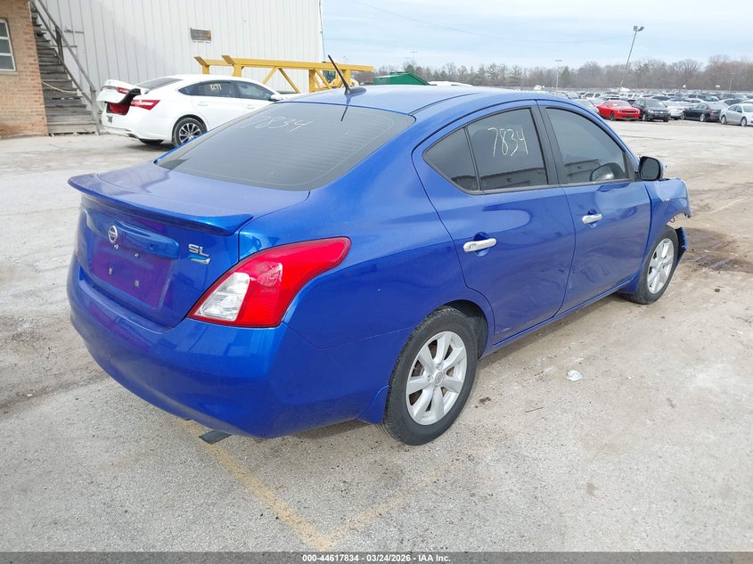 2012 Nissan Versa 1.6 Sl