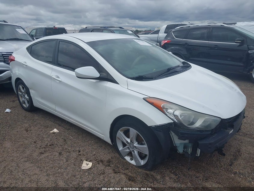 2013 HYUNDAI ELANTRA GLS