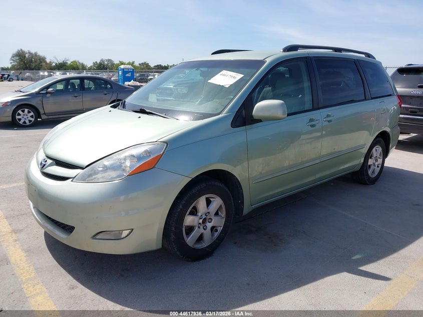 2008 Toyota Sienna Xle