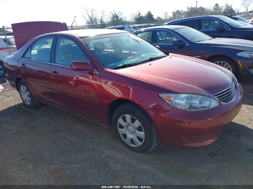 2005 Toyota Camry Le