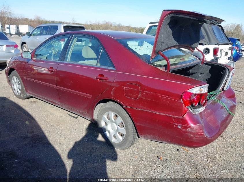 2005 Toyota Camry Le
