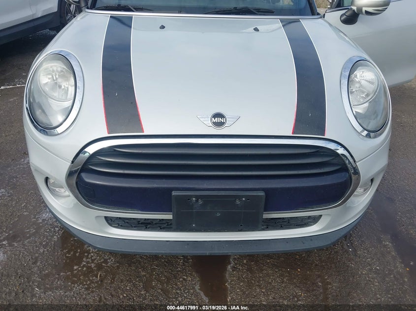 2017 Mini Convertible Cooper VIN: WMWWG5C37H3D00301 Lot: 44617991