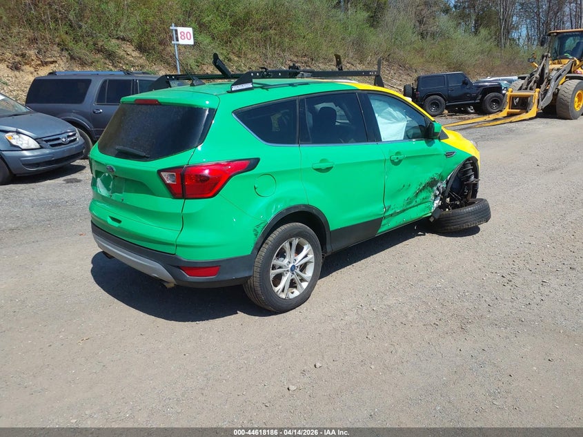2019 Ford Escape Se