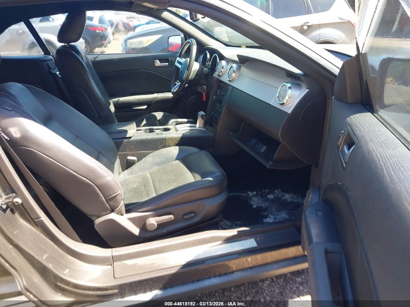 2009 Ford Mustang V6 Premium