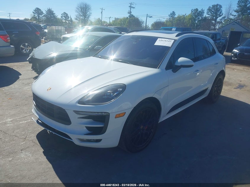 PORSCHE MACAN - zdjęcie 2