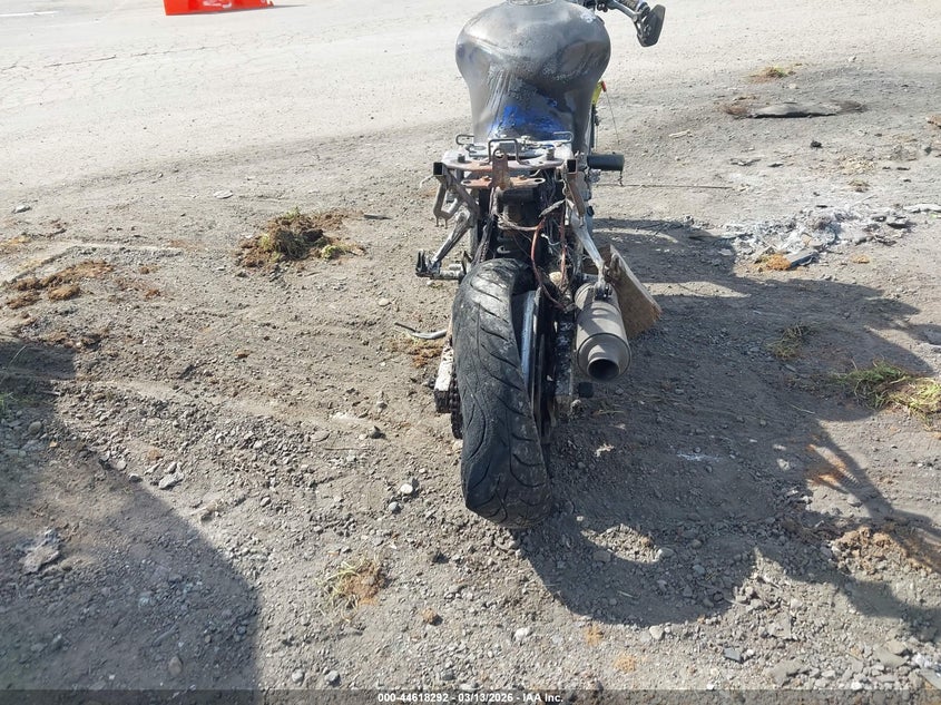 2001 Suzuki Sv650 S VIN: JS1VP52A712104280 Lot: 44618292