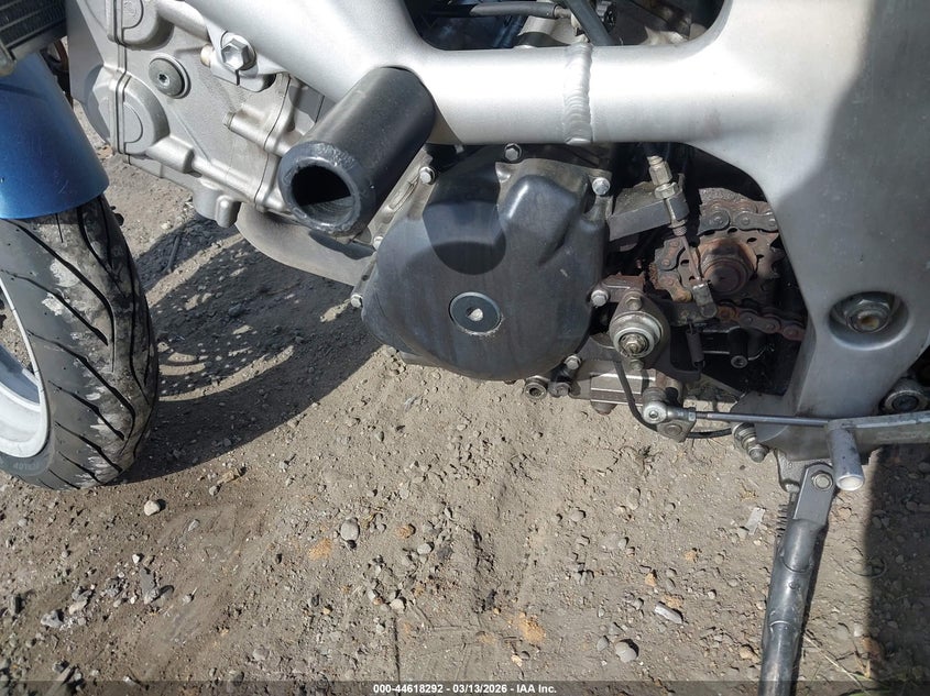 2001 Suzuki Sv650 S VIN: JS1VP52A712104280 Lot: 44618292