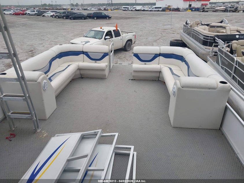 1974 MAURE PONTOON auction photo 5