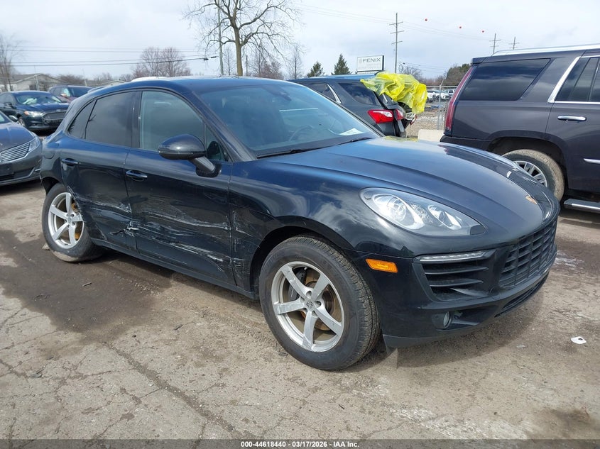 2018 Porsche Macan Sport Edition