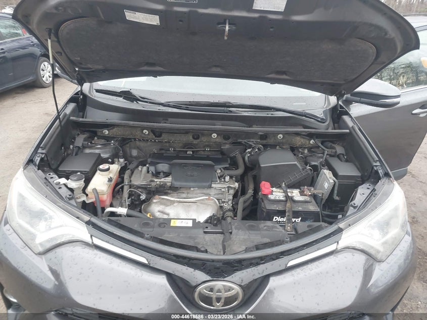 VIN: JTMWFREV3HJ144410 2017 TOYOTA RAV4 XLE