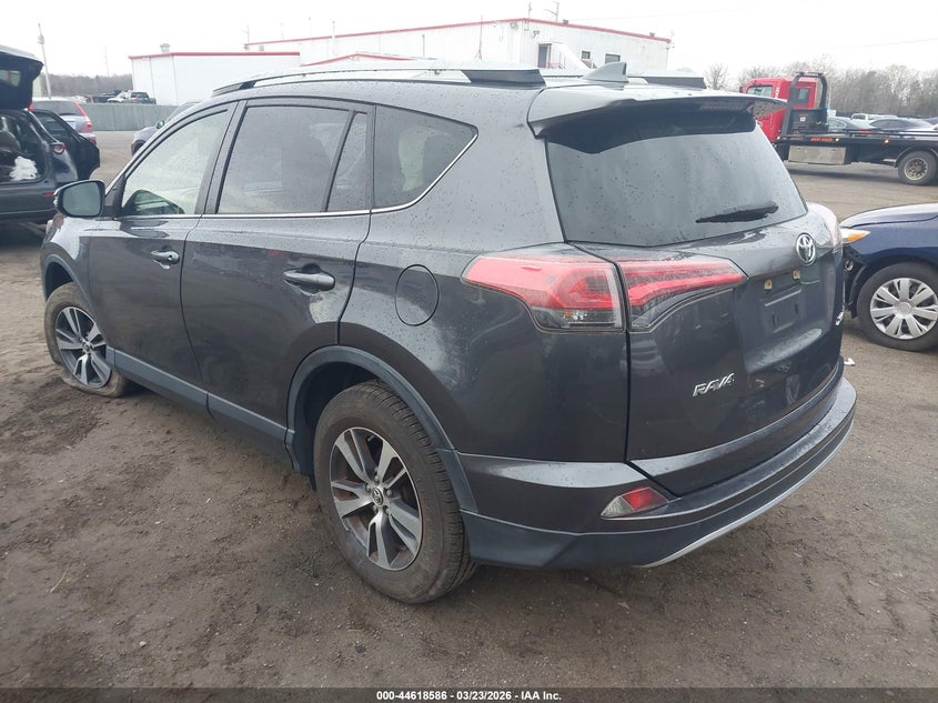 VIN: JTMWFREV3HJ144410 2017 TOYOTA RAV4 XLE