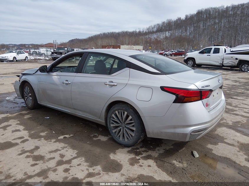 2024 Nissan Altima Sv Fwd