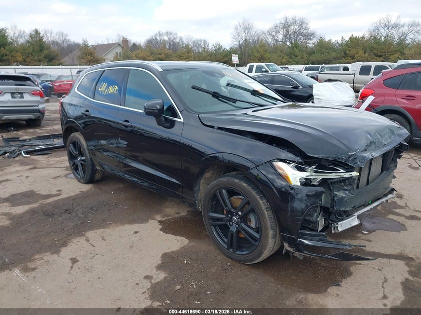 2020 VOLVO XC60 T5 MOMENTUM