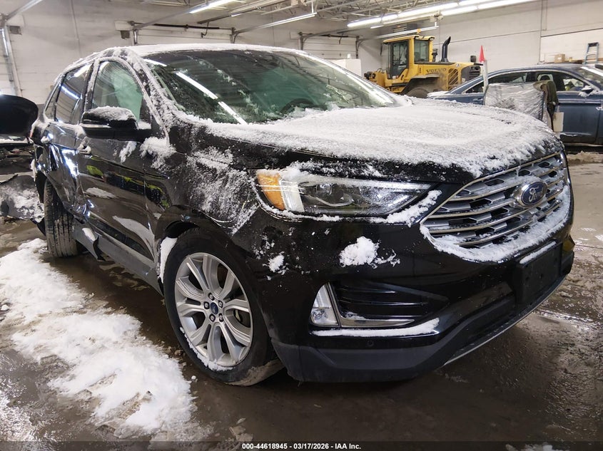 2019 Ford Edge Titanium