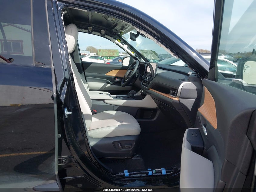 2025 Toyota Grand Highlander Hybrid Limited