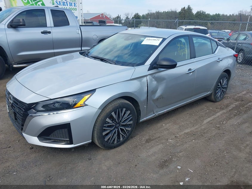 2025 Nissan Altima Sv Awd