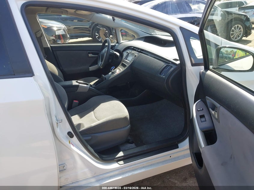 2014 Toyota Prius Two