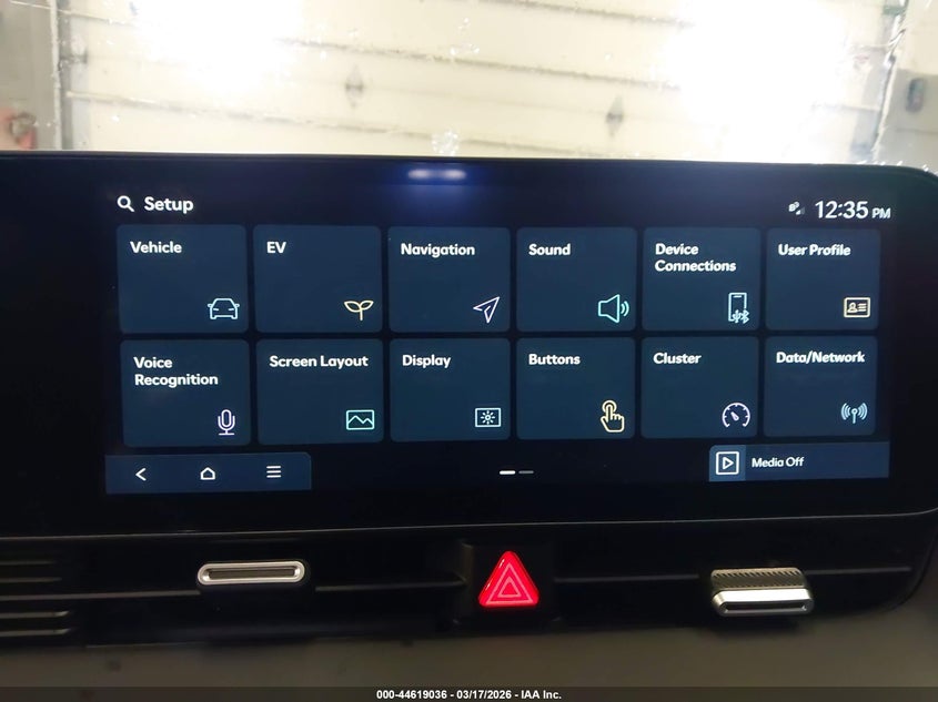2025 Hyundai Ioniq 5 Se Standard Range VIN: 7YAKM4DB3SY014715 Lot: 44619036