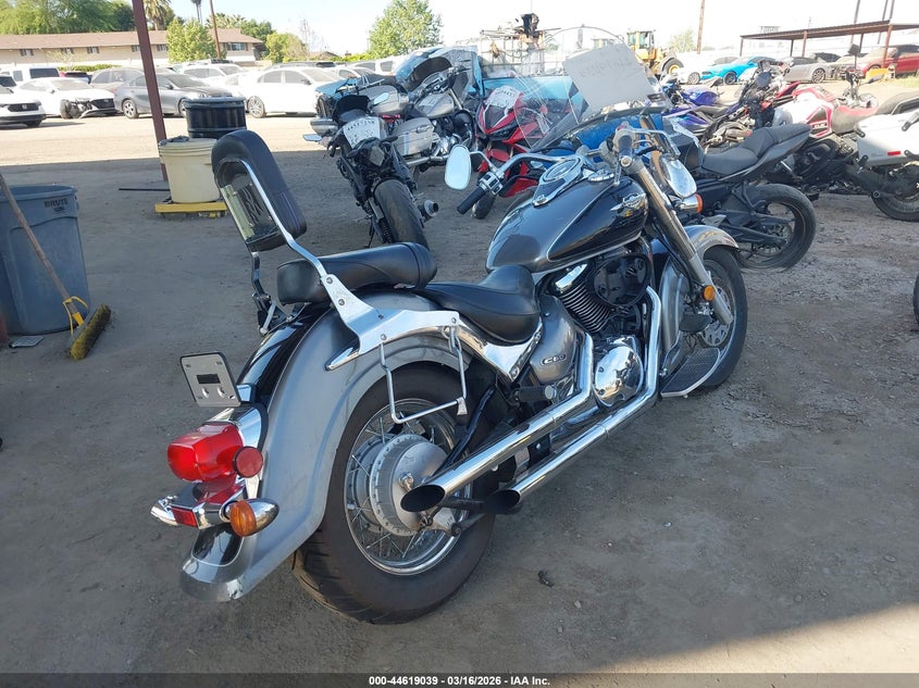 2005 Suzuki C50 VIN: JS1VS55A352103787 Lot: 44619039