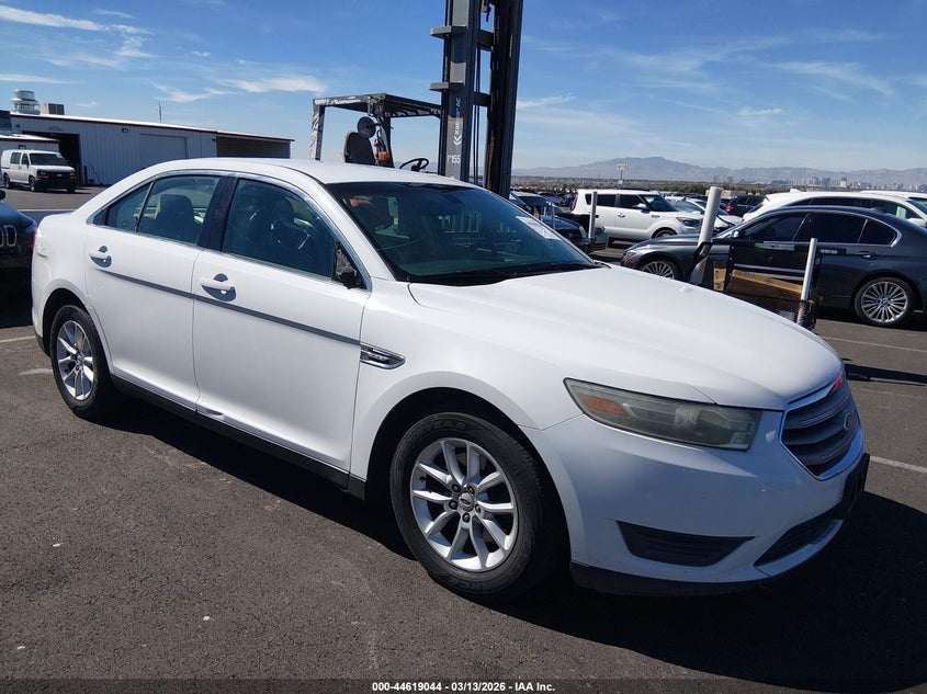 2013 Ford Taurus Se